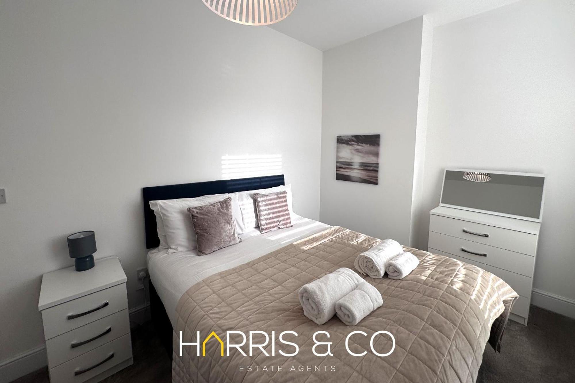 New Sandpiper Apartments Fleetwood Extérieur photo
