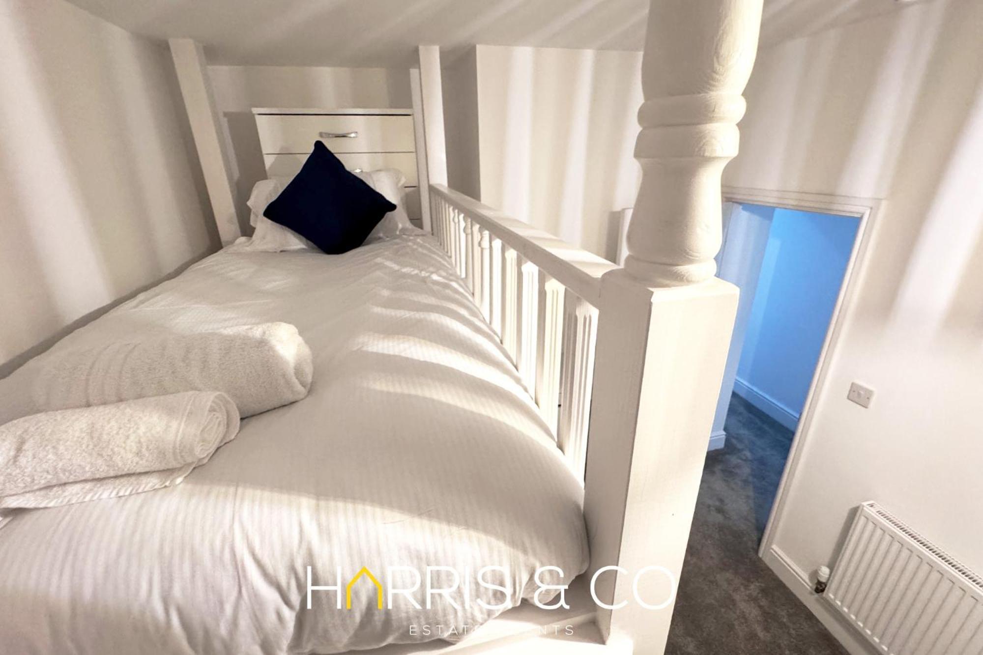 New Sandpiper Apartments Fleetwood Extérieur photo