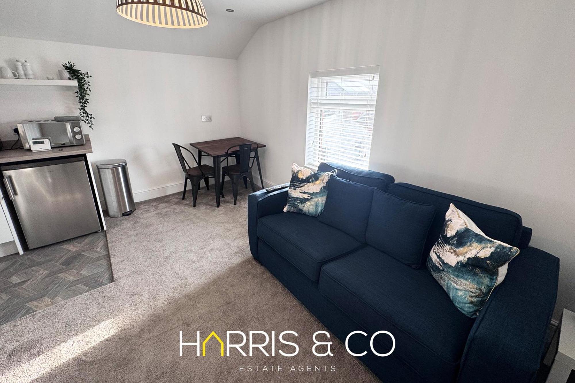 New Sandpiper Apartments Fleetwood Extérieur photo