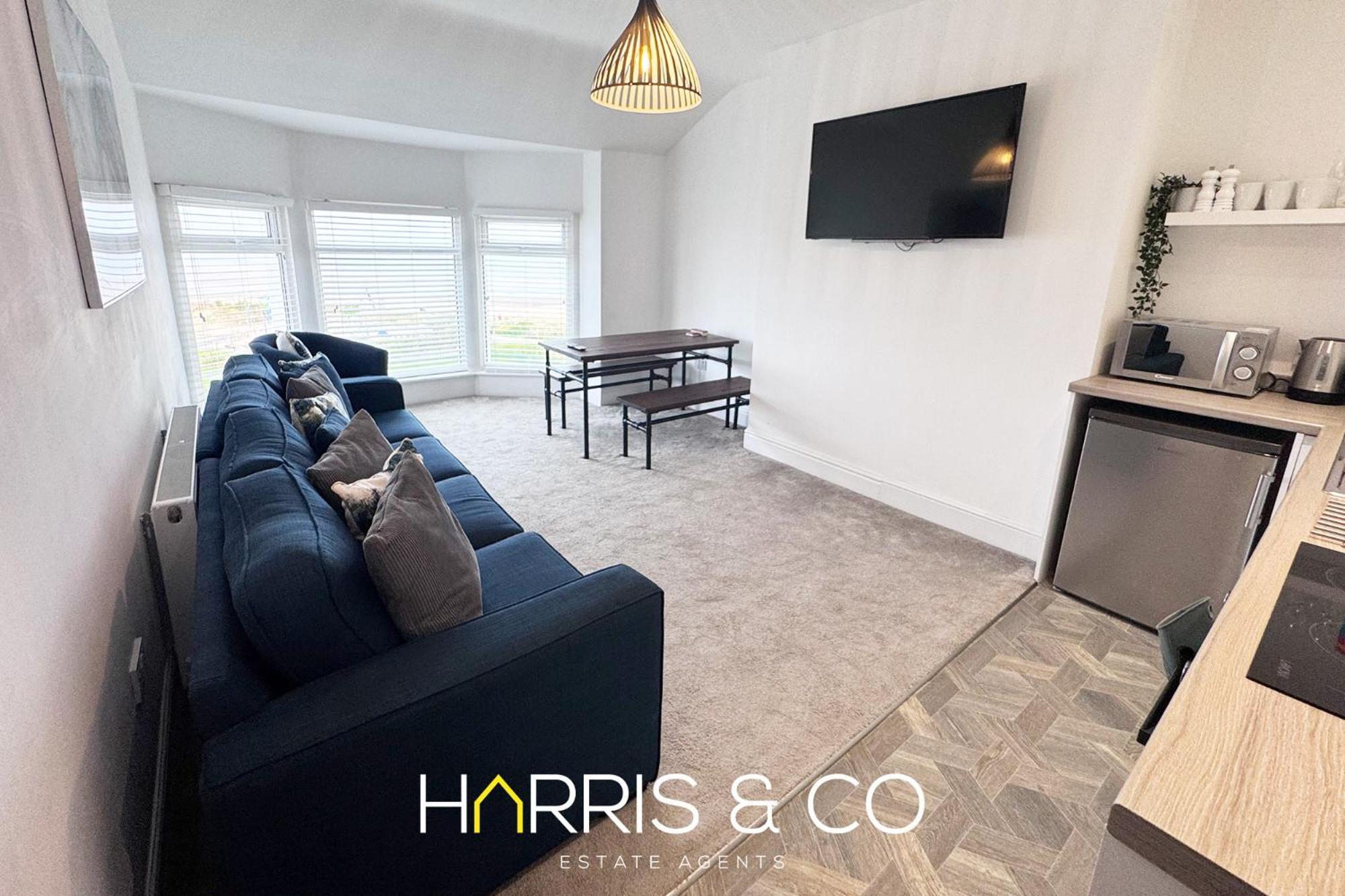 New Sandpiper Apartments Fleetwood Extérieur photo