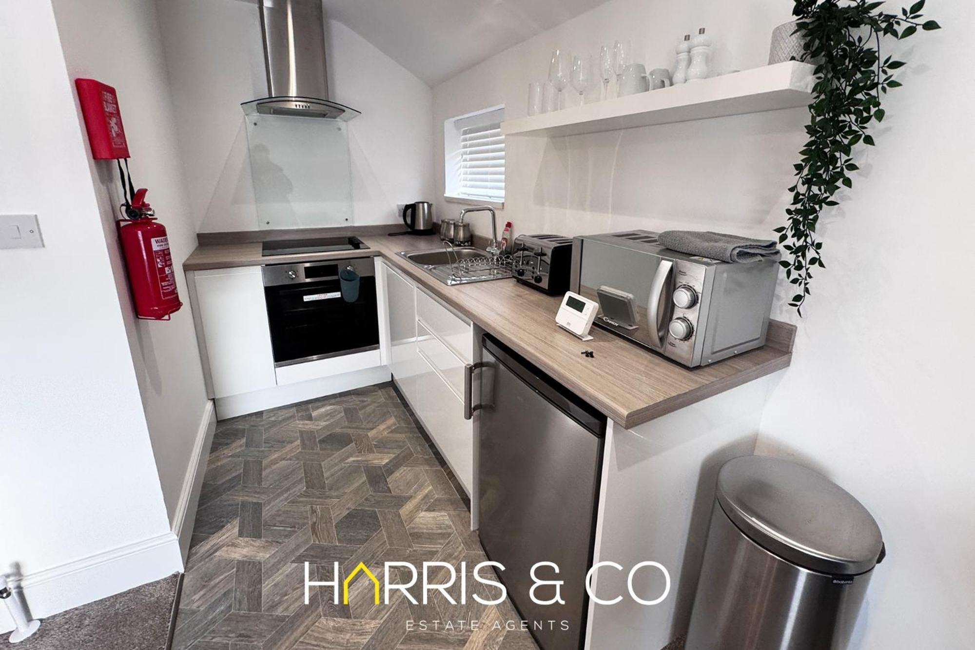 New Sandpiper Apartments Fleetwood Extérieur photo